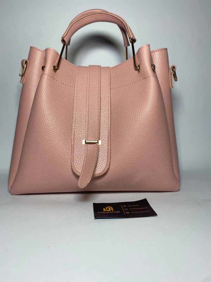 The Perfect Harmony of Tote, Shoulder, and Clutch — Designed for Every Occasion