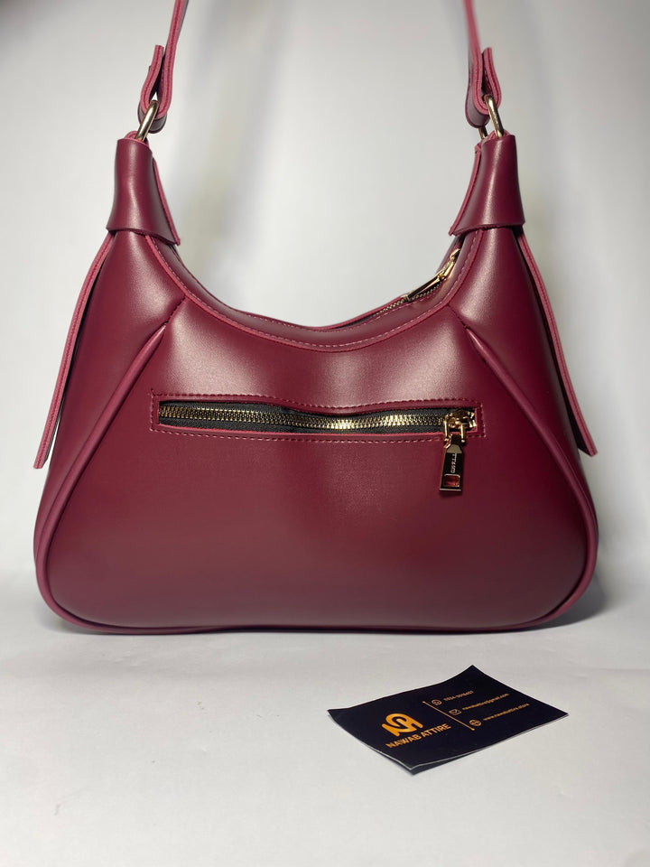 “Effortless Chic: Mini Shoulder Bag – The Perfect Everyday Essential for Everyone”